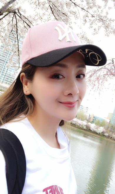 臀部打針視頻，文化現(xiàn)象的深度解讀與探討