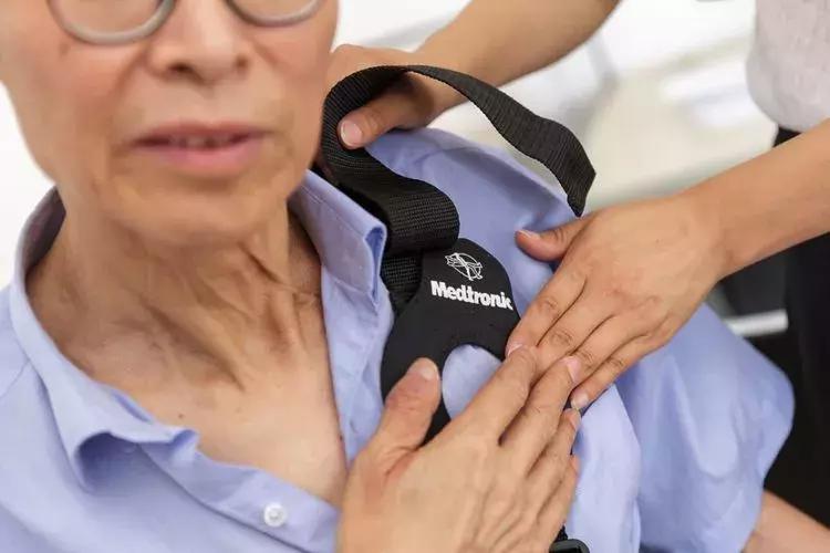 自由行走最新小說，高科技產品的時代之光重塑未來生活體驗之旅