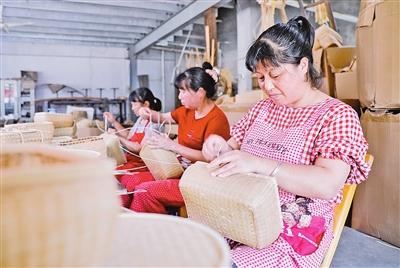 安吉小巷深處的隱藏版特色小店驚艷亮相，最新新聞報(bào)道