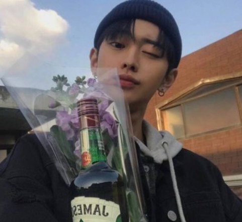 最新男頭像傷感制作指南，步驟與情感表達(dá)