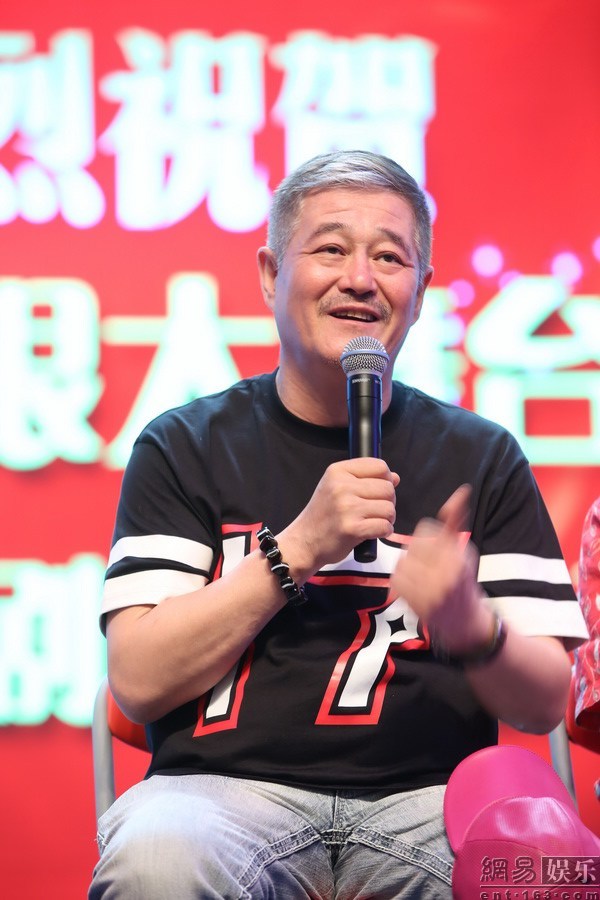 趙本山最新互動(dòng)揭秘，近距離感受喜劇大師的魅力傳奇