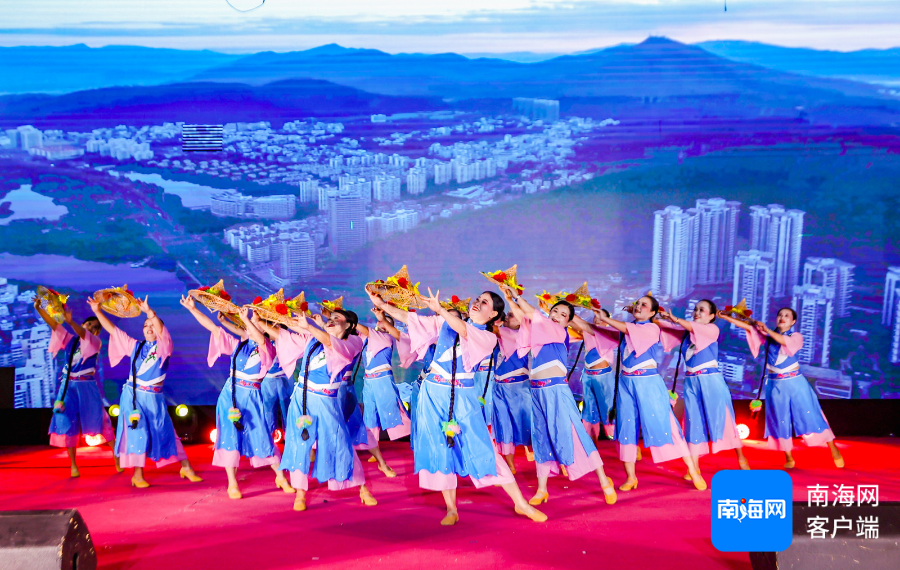 廣場(chǎng)舞2025最新風(fēng)潮，舞動(dòng)你的世界！?