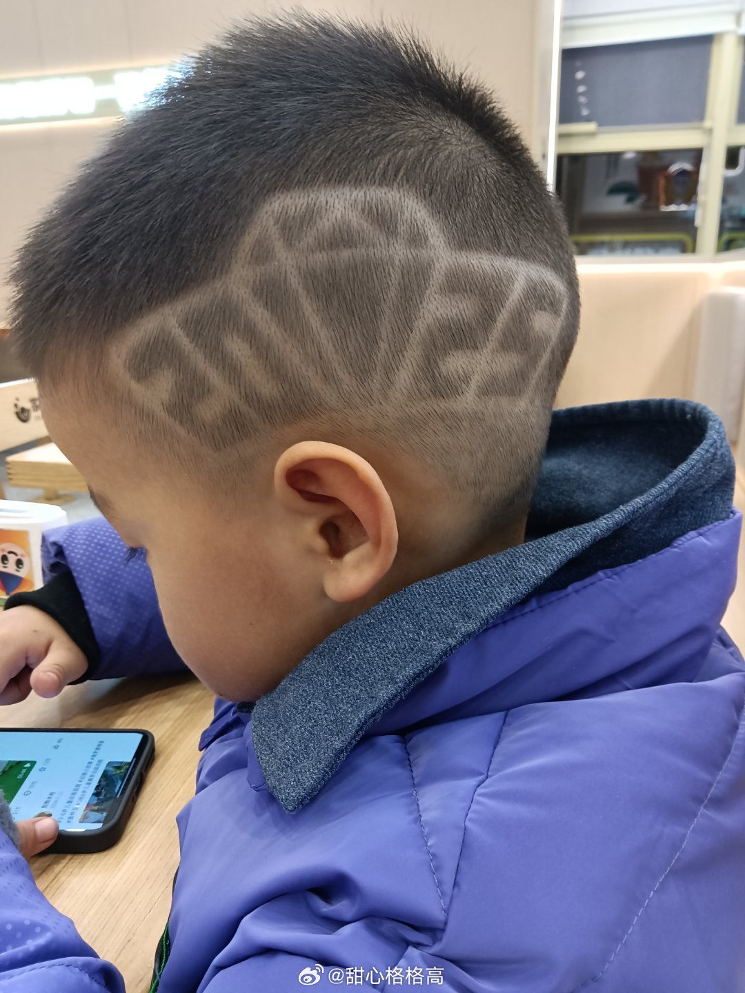 小杰的潮流之旅，最新兒童發(fā)型男的友情故事與發(fā)型風(fēng)采