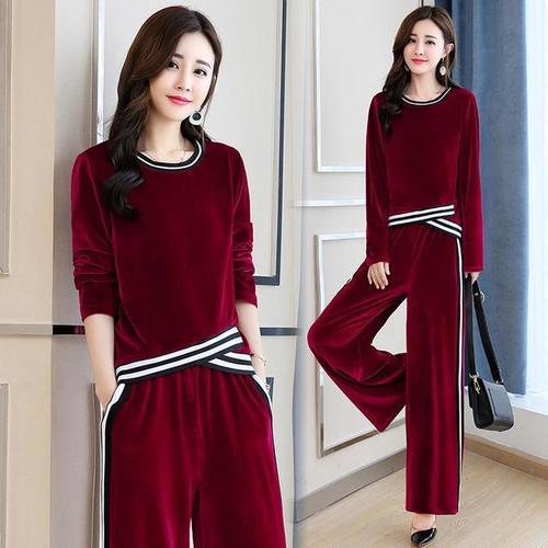 2025秋季女裝流行趨勢(shì)，自信與成長(zhǎng)力量的時(shí)尚變遷