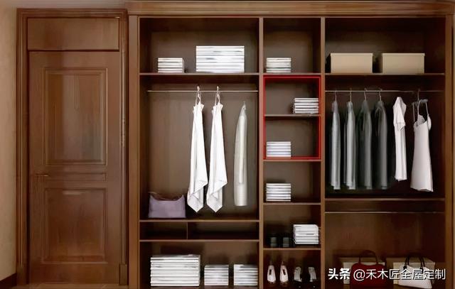最新衣柜格局揭秘，探索秘密，感受溫馨故事