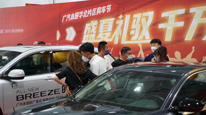 濟(jì)南最新車展，汽車行業(yè)盛宴全景呈現(xiàn)