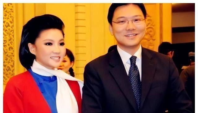 美國回國之旅，家的溫馨與友情奇遇的交織