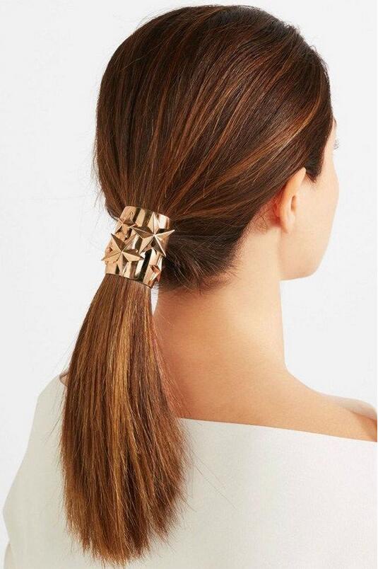 時尚璀璨明珠，最新頭飾引領潮流風尚