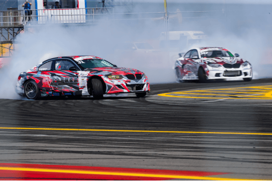 最新車漂移，漂移中的友情與家庭溫馨時(shí)刻