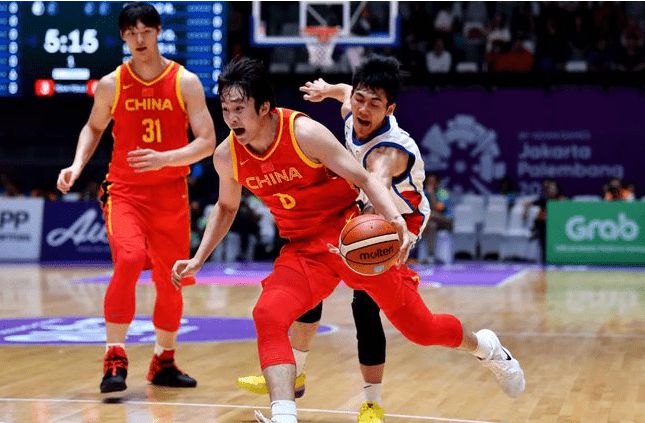 揭秘籃球愛好者隱藏寶藏的特色小店，最新國家隊籃球與小巷中的籃球奇緣