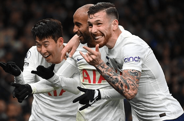 英超熱刺最新排名，探尋自然美景之旅，尋找內(nèi)心的寧靜與平和。