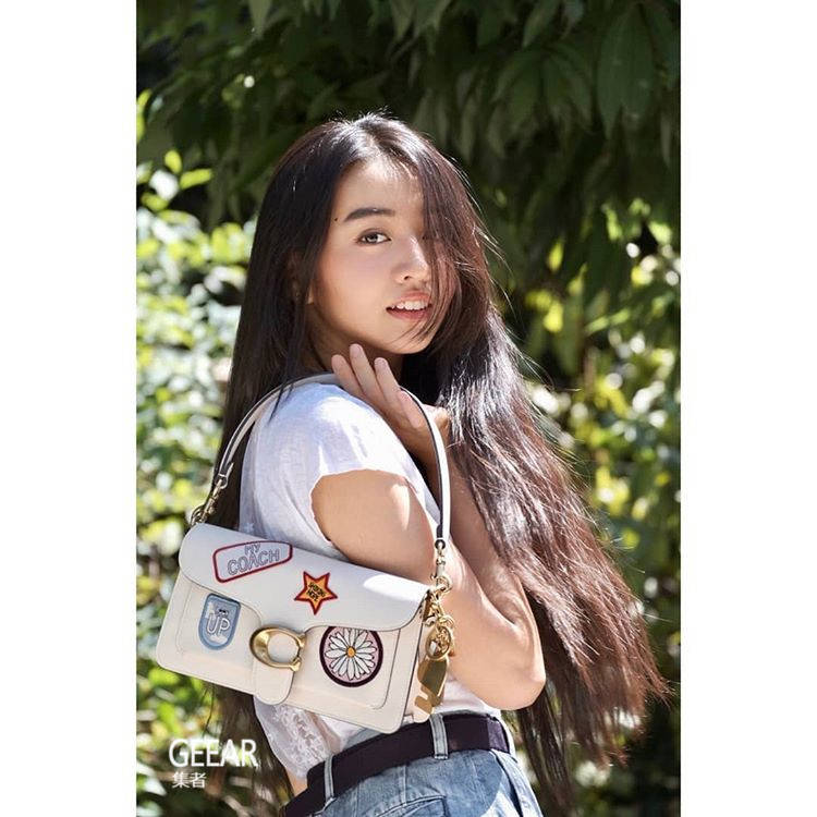 希咲彩最新番號(hào)，友情色彩的日常揭秘