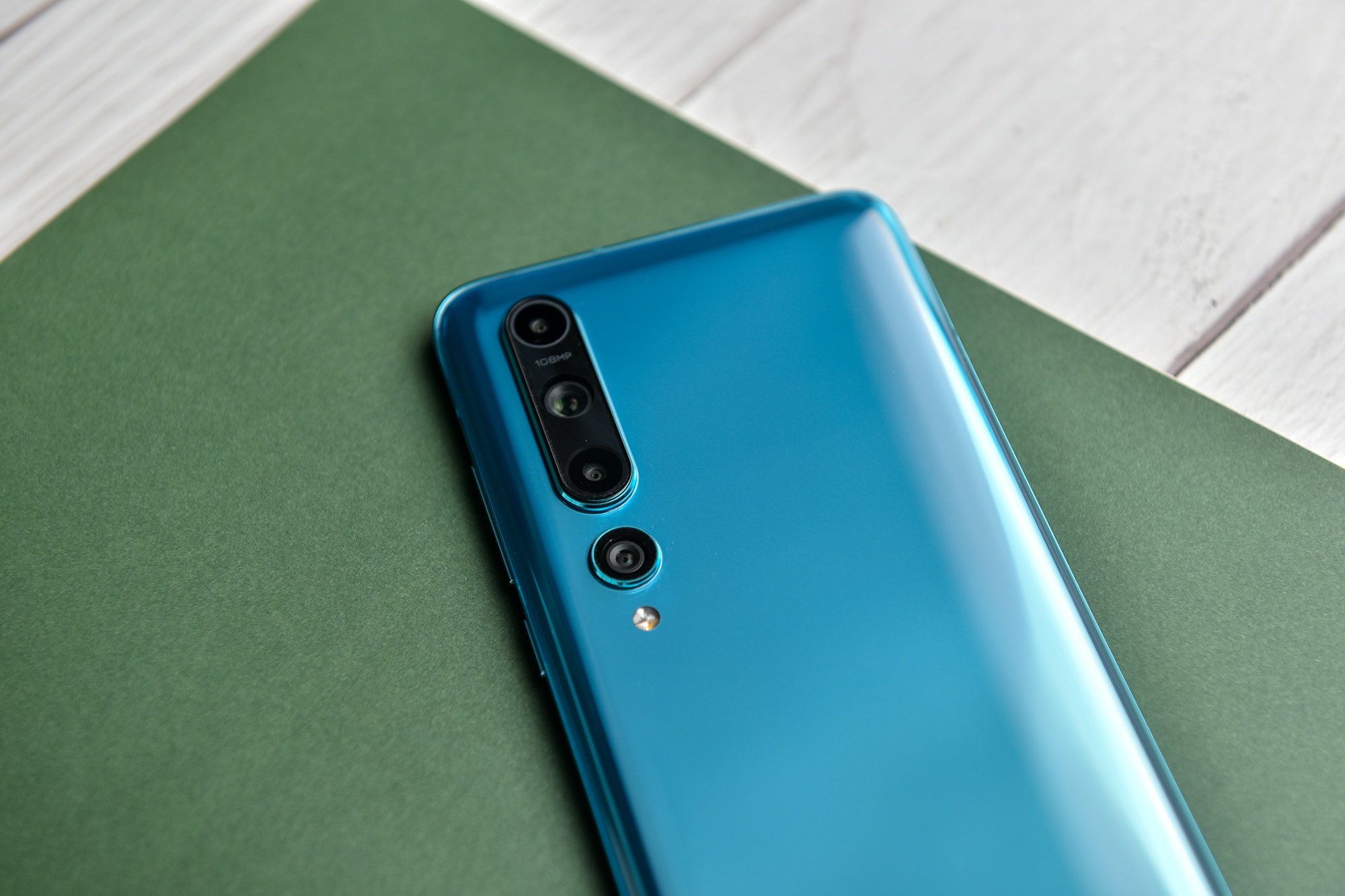 重磅推薦，全新小米10，令人愛(ài)不釋手的旗艦之選！